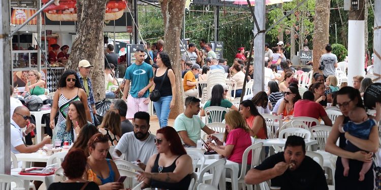 FESTA DA LINGUIÇA: Abuso de preços pode provocar tabelamento para os últimos três dias de festa