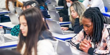 Ensino Médio 2024:  Alunos da rede estadual devem optar por itinerário formativo até 15 de setembro 