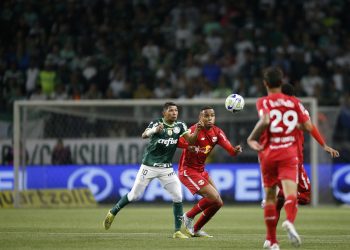 Bragantino e Palmeiras jogam amanhã em briga que pode valer o 2º lugar