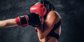 SEMJEL abre vagas para aulas de Muay Thai para mulheres