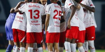 Caixinha evitou o ‘menos é mais’ e Bragantino foi derrotado pelo Galo