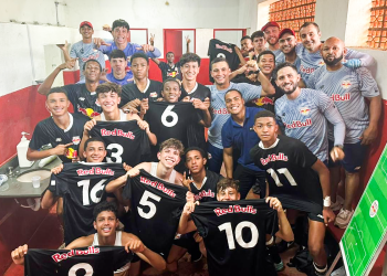 Sub-15 e Sub-17 vencem e estão nas semifinais do Paulista