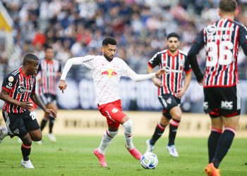 Bragantino pode virar líder se derrotar o São Paulo hoje