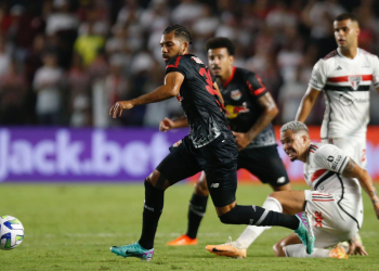 Irreconhecível, Bragantino perde para o São Paulo e classificação fica embolada