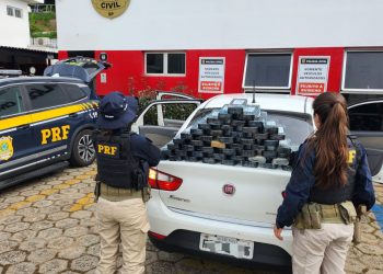 “Pedreira” no Siena! PRF prende traficante com 52 kg de crack na Fernão Dias