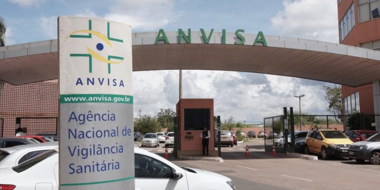 Anvisa abre concurso público com 50 vagas e salários de R$16 mil