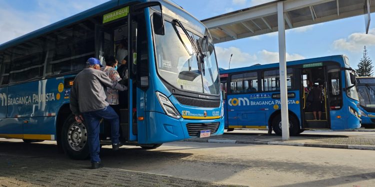 Bom Retiro do Bacci terá novos horários de ônibus aos domingos