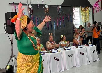 Baile e Concurso Fantasia da Melhor Idade começam sexta-feira