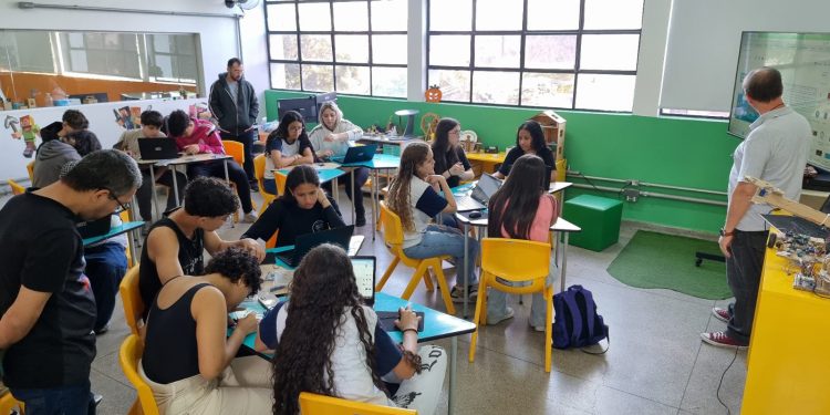 Escolas Estaduais: Aberto pré-cadastro para professores de ensino técnico na região