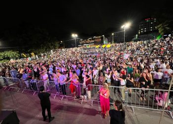 Réveillon no Taboão reuniu centenas de pessoas