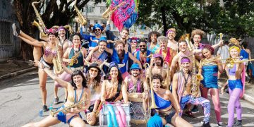 Desfile dos blocos abre Carnaval Família 2024      