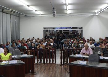 Executivo retira projeto sobre mototáxi em audiência pública