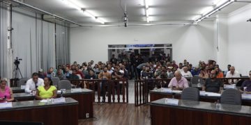 Executivo retira projeto sobre mototáxi em audiência pública