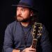 Feira Noturna terá show com o cantor Paulo Garciia nesta quinta-feira