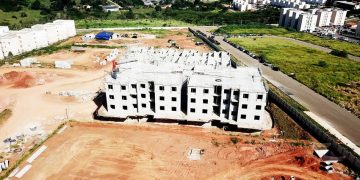 Jd. Águas Claras: Famílias visitam obras do Condomínio Elis Regina e Renato Russo