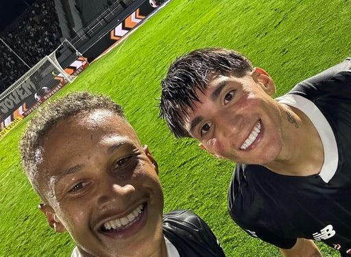 Bragantino vence o Vasco no Nabizão