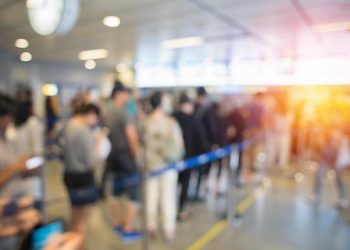    Proporção de endividados sobe a 78,1% em março e inadimplência aumenta