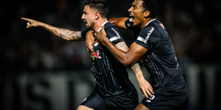 De volta ao Brasileirão, Bragantino encara o Grêmio hoje, em Curitiba