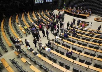 Projeto que pune ocupações de terras é aprovado pela Câmara