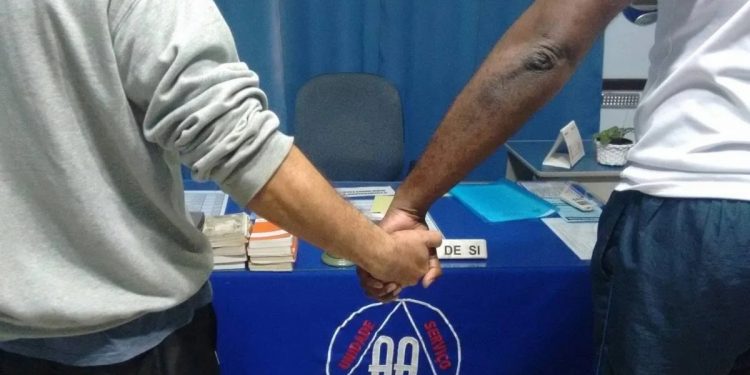 Alcoólicos Anônimos celebra 89 anos de fundação