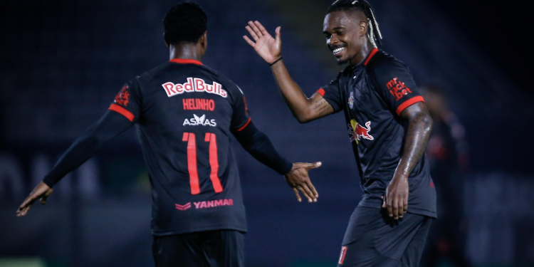 Bragantino faz o dever de casa e derrota o Atlético Goianiense