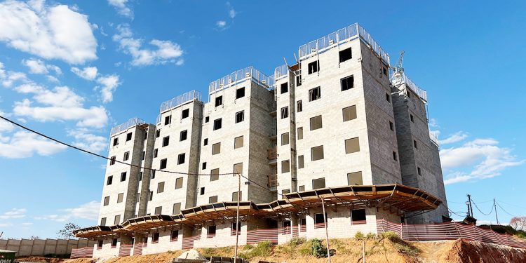 40% das obras do Conjunto Habitacional Elis Regina e Renato Russo estão concluídas