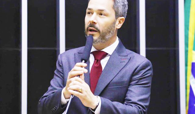 Em Atibaia: MPE solicita a impugnação da candidatura do ex-prefeito Saulo