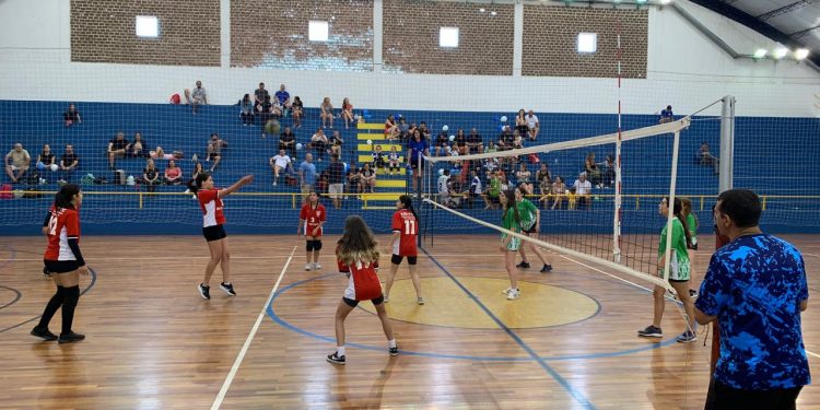Partidas do Festival Estudantil de Esportes e Lazer acontecem hoje