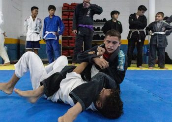 Aulas de Jiu-Jitsu gratuitas para a população no Ginásio Lourenço Quilici