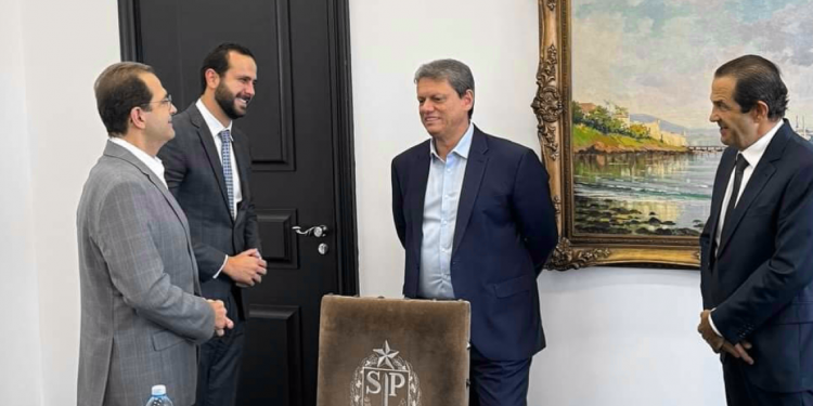 HOSPITAL E RODOVIAS: Dep. Edmir Chedid busca investimentos para Infraestrutura e Saúde