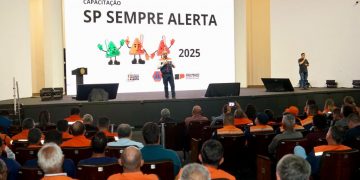 Defesa Civil participa de capacitação sobre mudanças climáticas