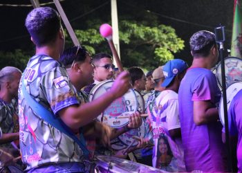 Feira Noturna terá show da Escola de Samba Dragão Imperial