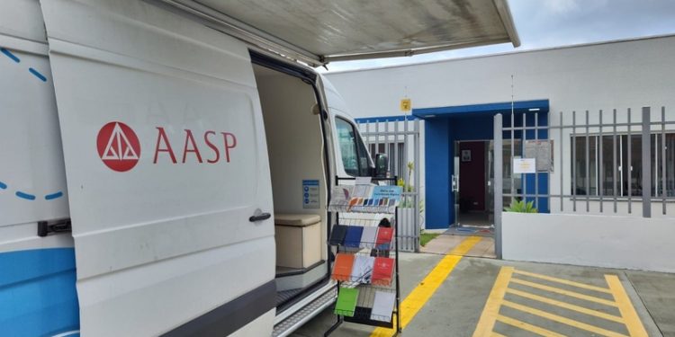 Unidade Móvel oferece serviços gratuitos a advogados   