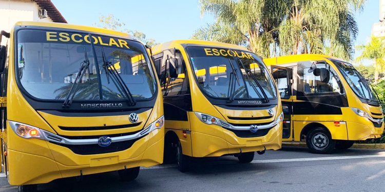 Aulas começam dia 10 com novos veículos escolares
