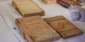 Acervo literário de Amparo recupera obras raras após quatro décadas