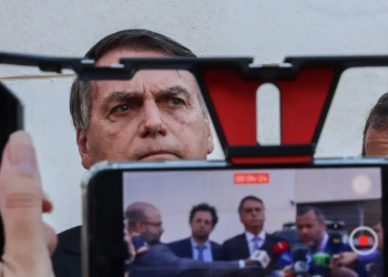 TRAMA GOLPISTA:  STF julga denúncia contra Bolsonaro e ex-ministros