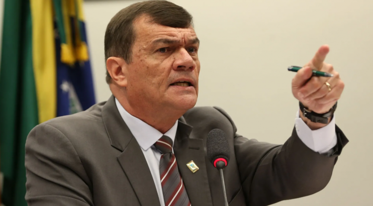 TRAMA GOLPISTA:  STF julga denúncia contra Bolsonaro e ex-ministros