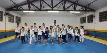 Escolinha de karatê abre inscrições no Ginásio Lourenção