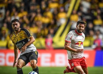 Bragantino perdeu para o Criciúma no jogo de ida da Copa do Brasil