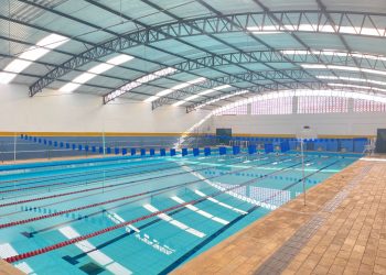 Prefeito Edmir Chedid autoriza reforma geral das piscinas