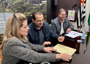Sancionada lei que obriga uso de chips em caçambas de lixo de obras