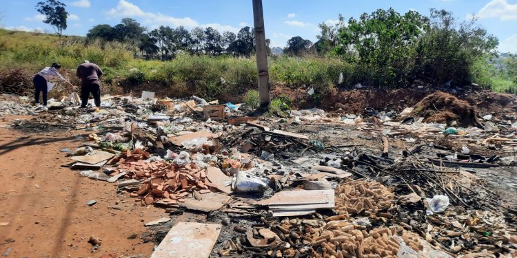 Prefeitura intensifica fiscalização contra descarte irregular de lixo