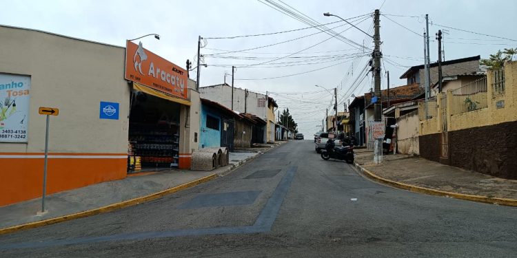 Ruas e avenidas no Parque dos Estados passaram a ter mão única