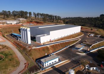 Farmina investe R$ 45 mi em novo C.D e prevê dobrar produção de pet food