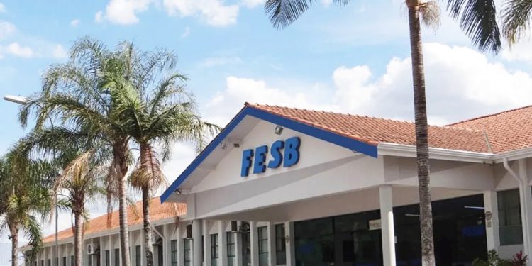 ROMBO DE R$ 893,7 MIL : Tribunal de Contas agrava crise na FESB, rejeita contas e comunica Ministério Público