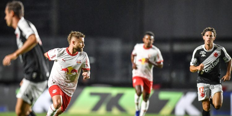 PERTO DO REBAIXAMENTO:  Braga enfrenta o Vasco no Estádio Municipal