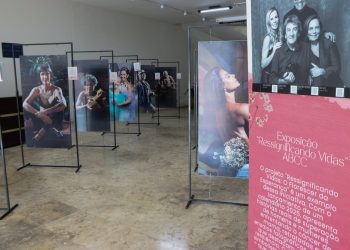 Mostra da ABCC sobre câncer de mama ficará na Câmara até o dia 29   