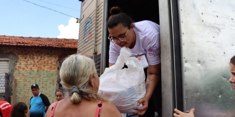 Fraternidade São Francisco de Assis arrecada diversos itens para ação solidária “O Amor é a Cura”