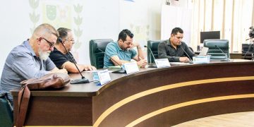 Comissão pede arquivamento de denúncia contra vereadora