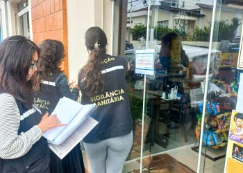 Vigilância Sanitária interdita padaria com produtos vencidos e sem procedência   